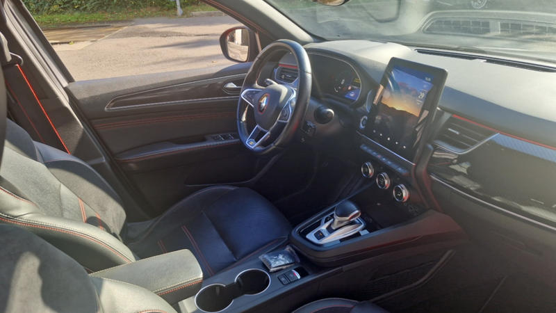 Renault Arkana E-Tech 145 - 21b R.S. Line