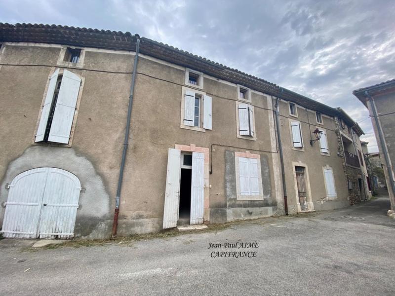 Maison - 264 m² - 9 pièces