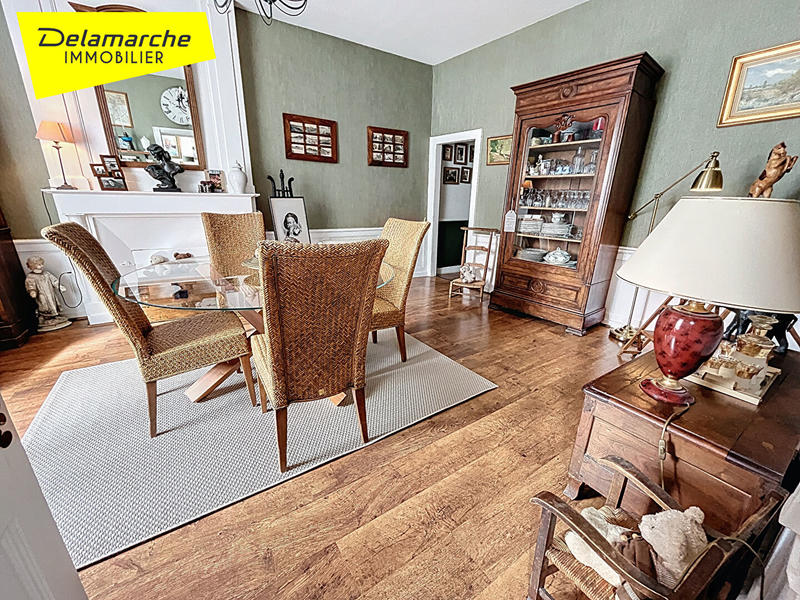 Maison - 166 m² - 6 pièces