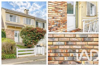 Maison - 96 m² - 5 pièces