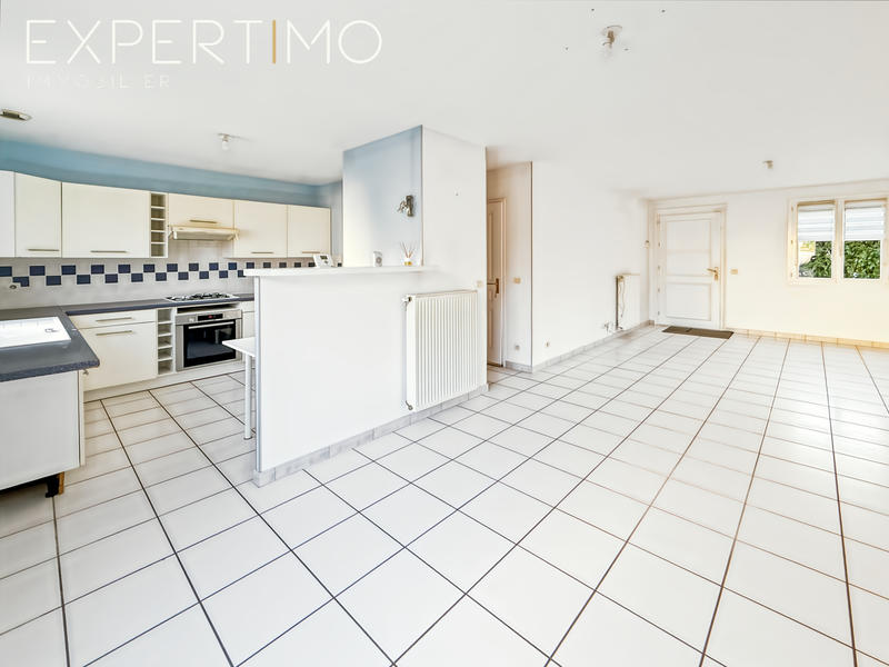 Maison - 88 m² - 5 pièces