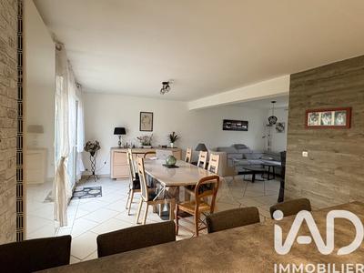 Maison - 136 m² - 6 pièces