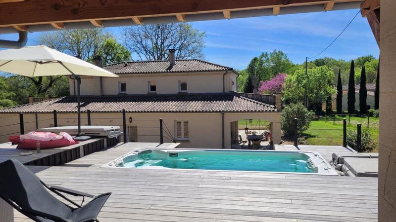 Demeure - 185 m² - 7 pièces