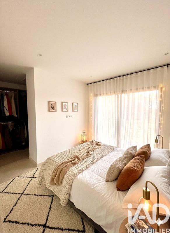 Maison - 150 m² - 5 pièces