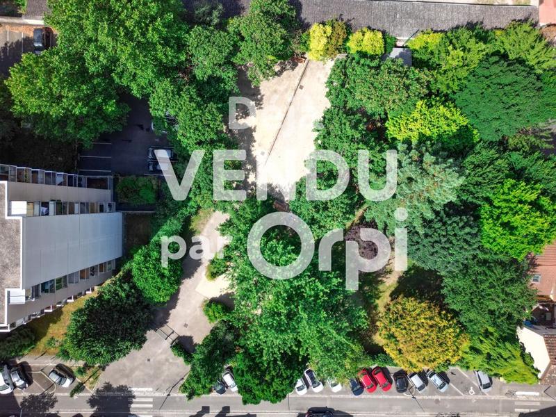 Appartement - 81 m² - 3 pièces