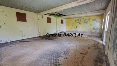 Maison - 135 m² - 2 pièces