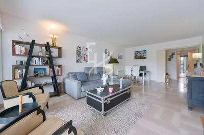 Appartement - 77 m² - 3 pièces