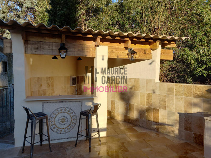 Mas - 376 m² - 15 pièces