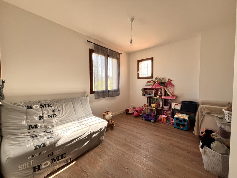 Maison - 179 m² - 5 pièces