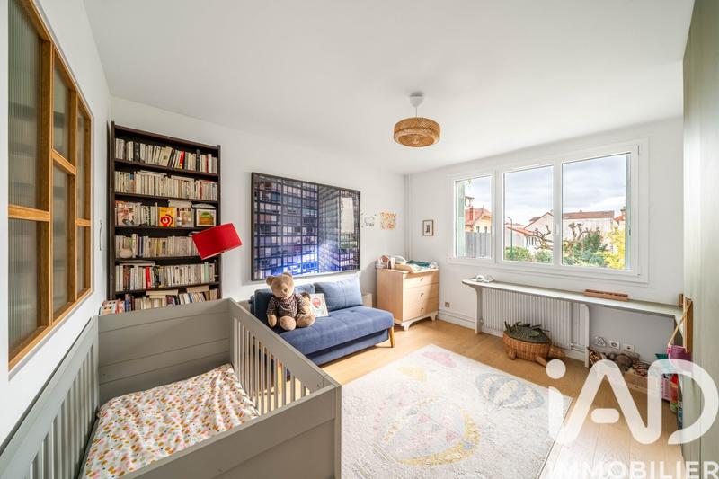 Maison - 166 m² - 6 pièces