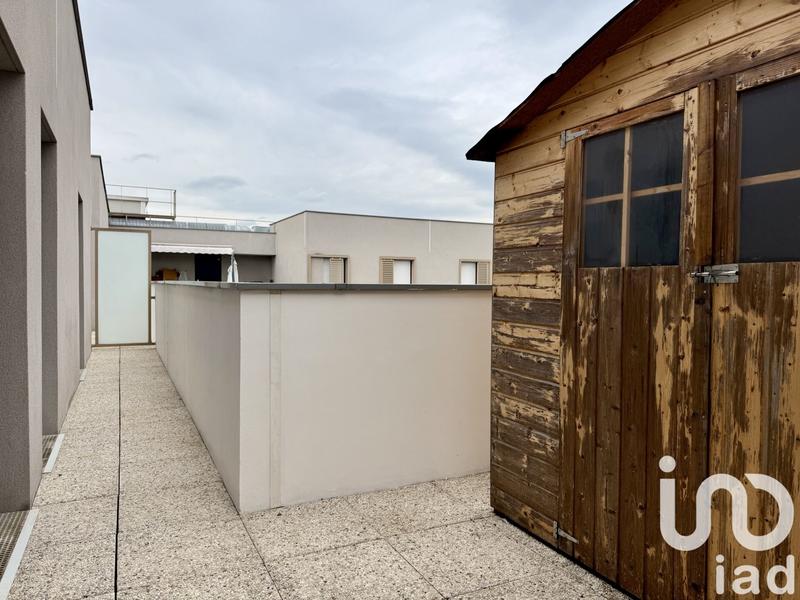 Appartement - 100 m² - 5 pièces