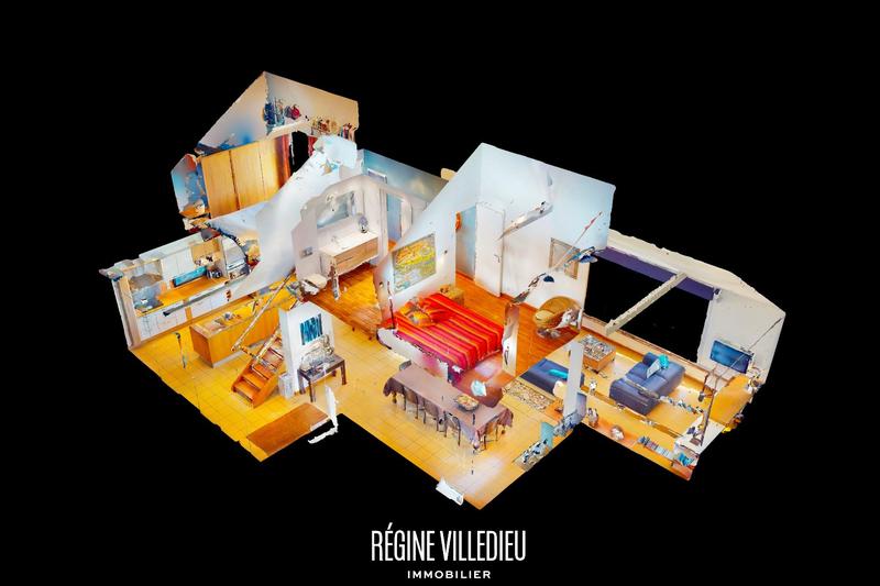 Maison - 198 m² - 8 pièces