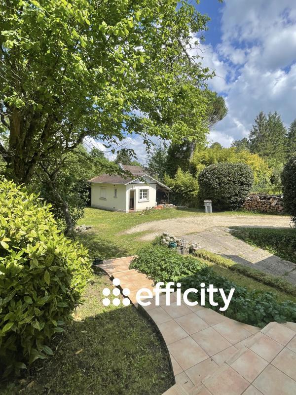 Maison - 145 m² - 6 pièces