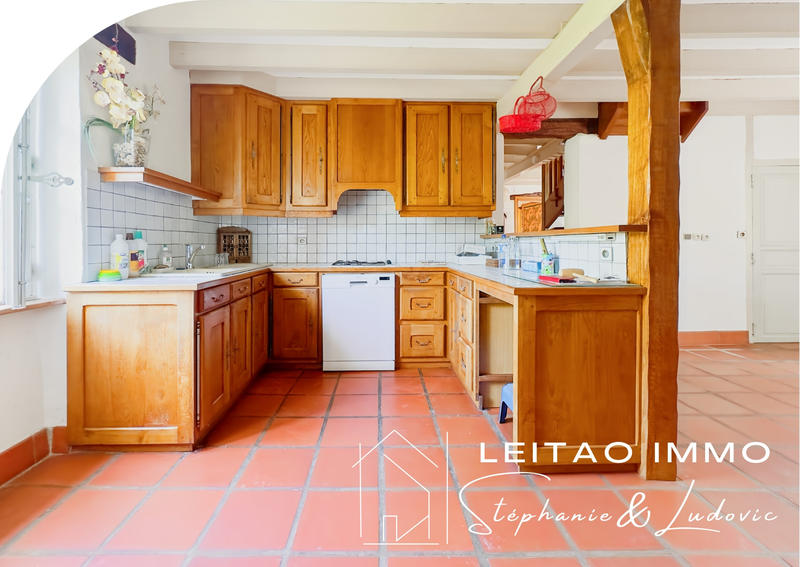 Propriété - 336 m² - 11 pièces