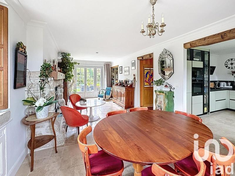 Maison - 230 m² - 6 pièces