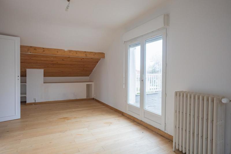 Maison - 120 m² - 2 pièces