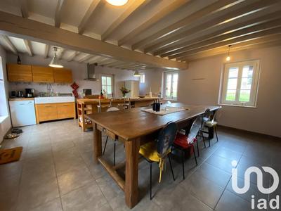 Maison - 228 m² - 5 pièces