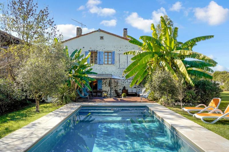 Maison de maîtres - 170 m² - 7 pièces