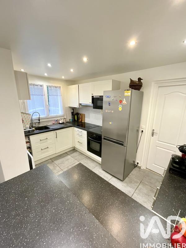 Maison - 98 m² - 6 pièces