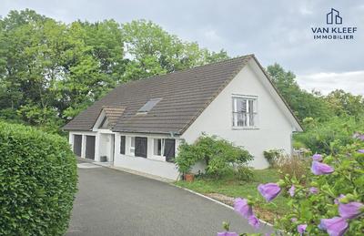 Villa - 176 m² - 6 pièces