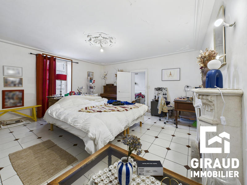 Maison ancienne - 195 m² - 1 pièce