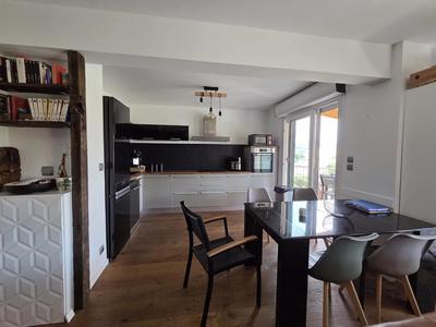 Appartement - 92 m² - 4 pièces