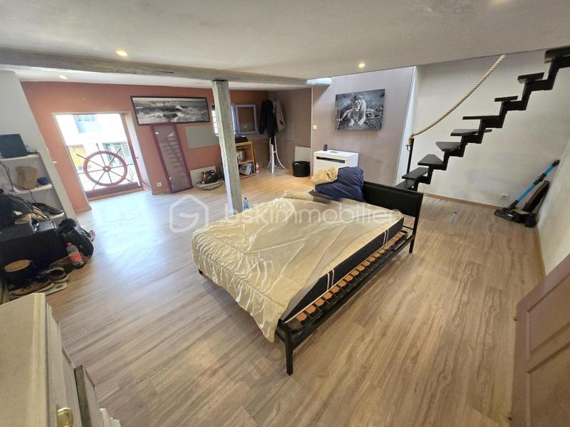 Maison en pierre - 83 m² - 4 pièces