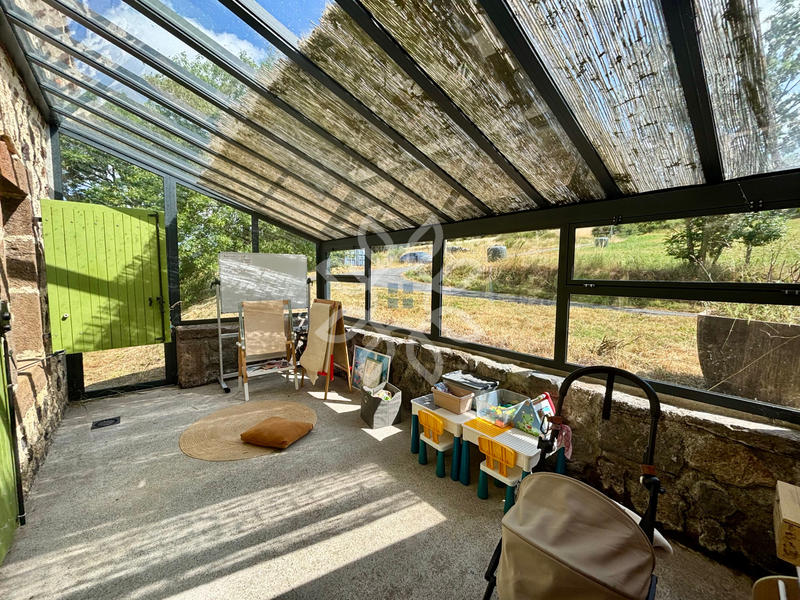 Maison - 416 m² - 19 pièces