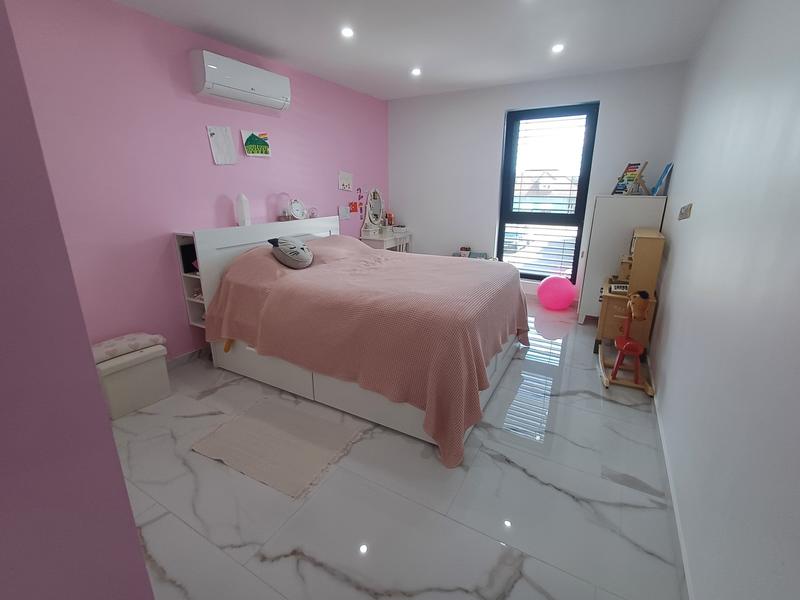 Maison contemporaine - 168 m² - 5 pièces