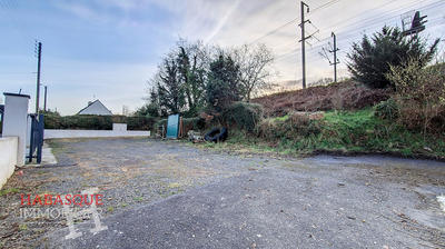 Local commercial - 150 m² - 2 pièces