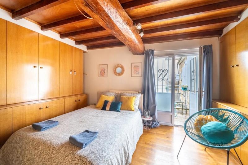 Maison - 178 m² - 8 pièces