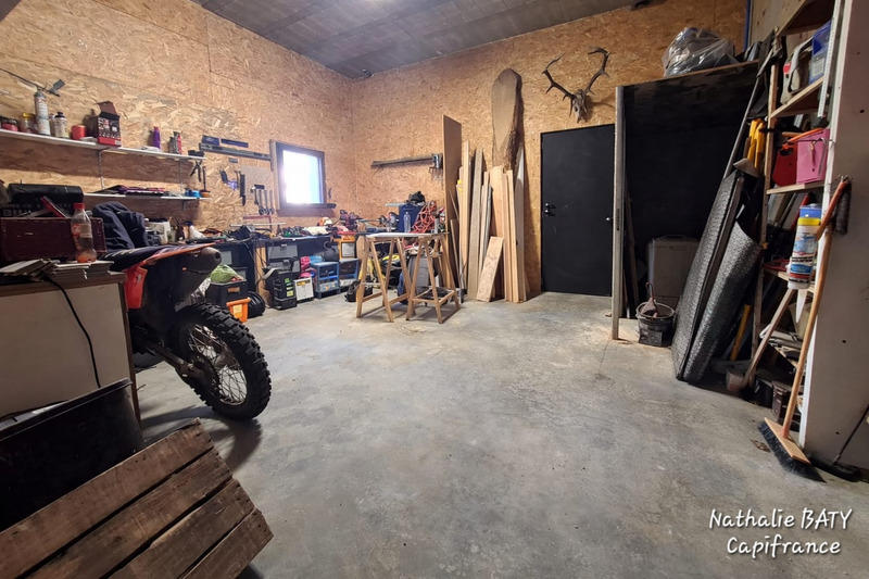 Maison - 182 m² - 7 pièces