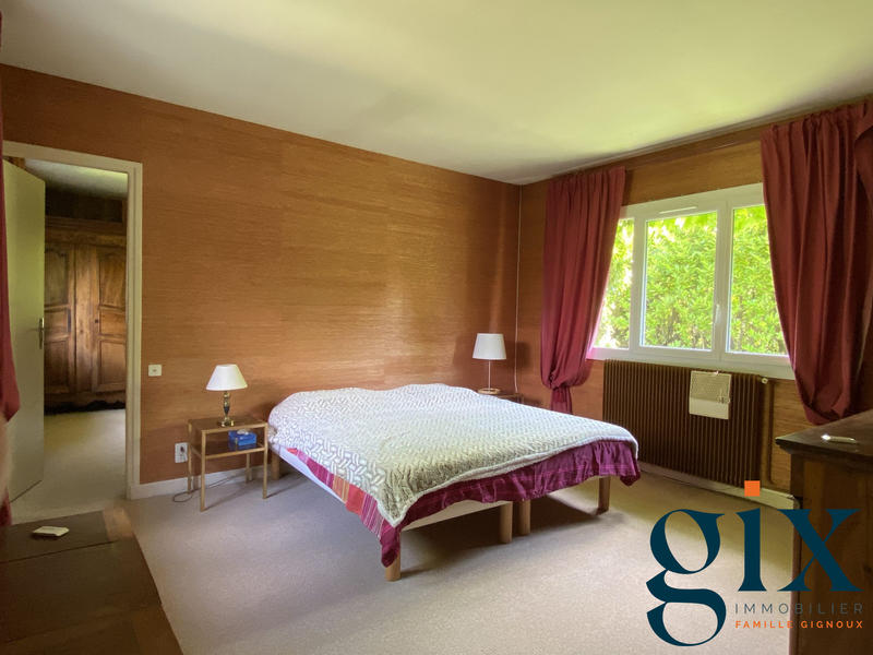 Maison - 162 m² - 9 pièces