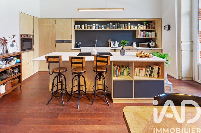 Maison - 122 m² - 7 pièces