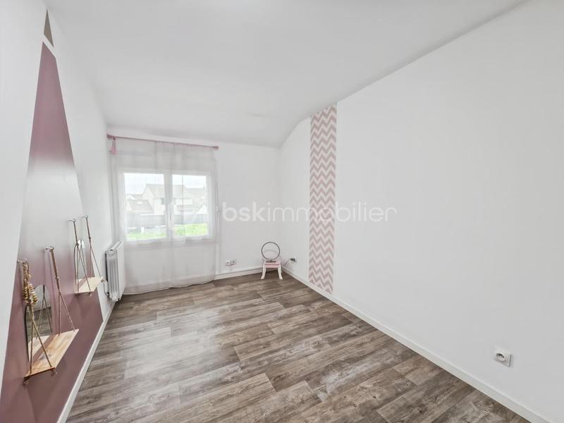 Maison - 98 m² - 5 pièces