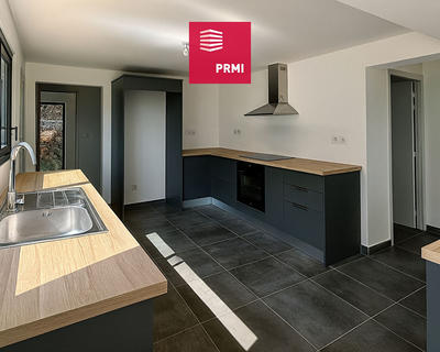 Maison - 121 m² - 4 pièces