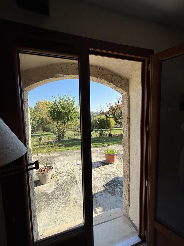 Maison en pierre - 279 m² - 6 pièces