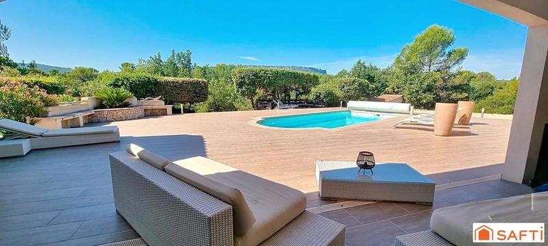 Villa - 205 m² - 5 pièces