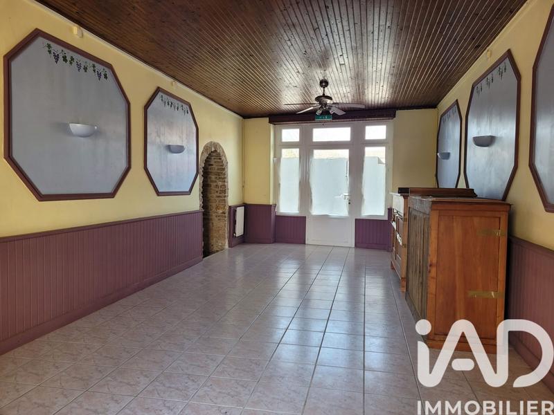 Maison - 330 m² - 12 pièces