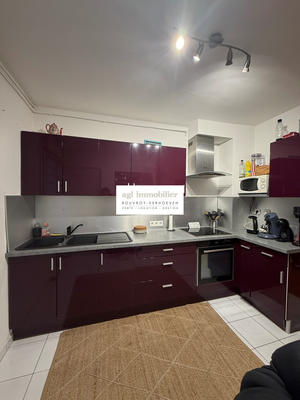 Appartement - 80 m² - 3 pièces