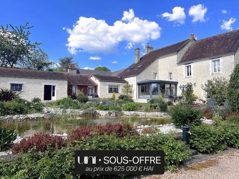 Maison - 400 m² - 7 pièces