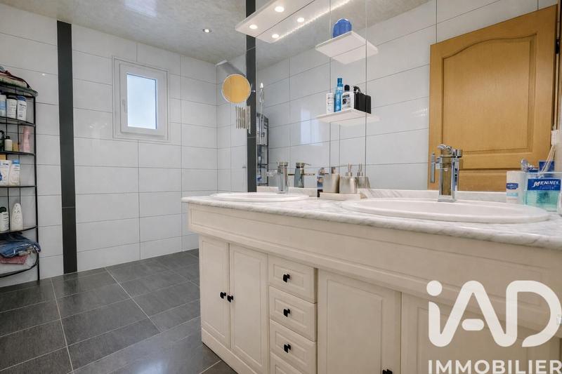 Maison - 131 m² - 4 pièces