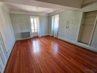 Maison ancienne - 94 m² - 4 pièces