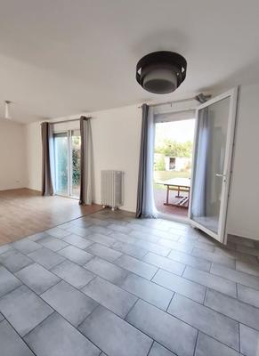 Maison traditionnelle - 102 m² - 5 pièces