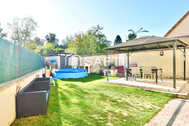 Maison - 140 m² - 5 pièces