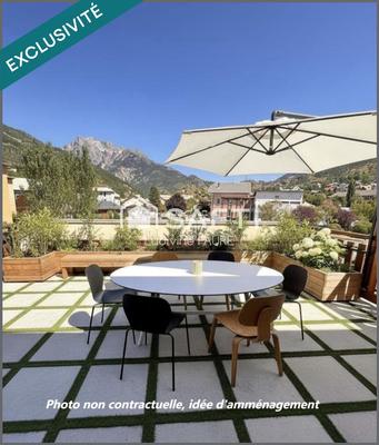 Duplex - 97 m² - 6 pièces