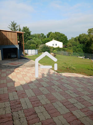 Maison - 80 m² - 4 pièces