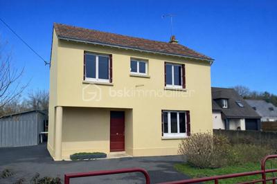 Maison - 94 m² - 5 pièces