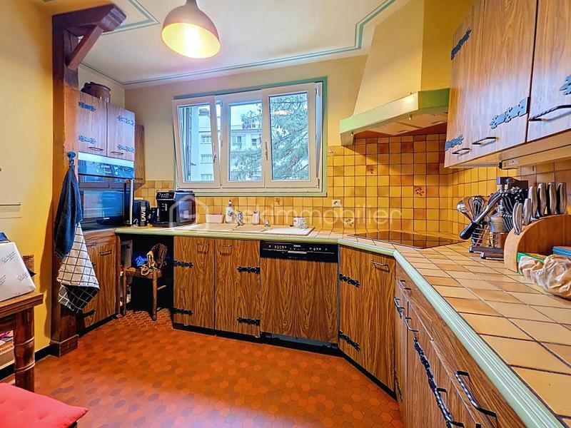 Appartement - 96 m² - 5 pièces