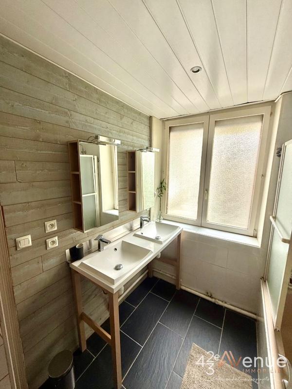 Appartement - 71 m² - 2 pièces